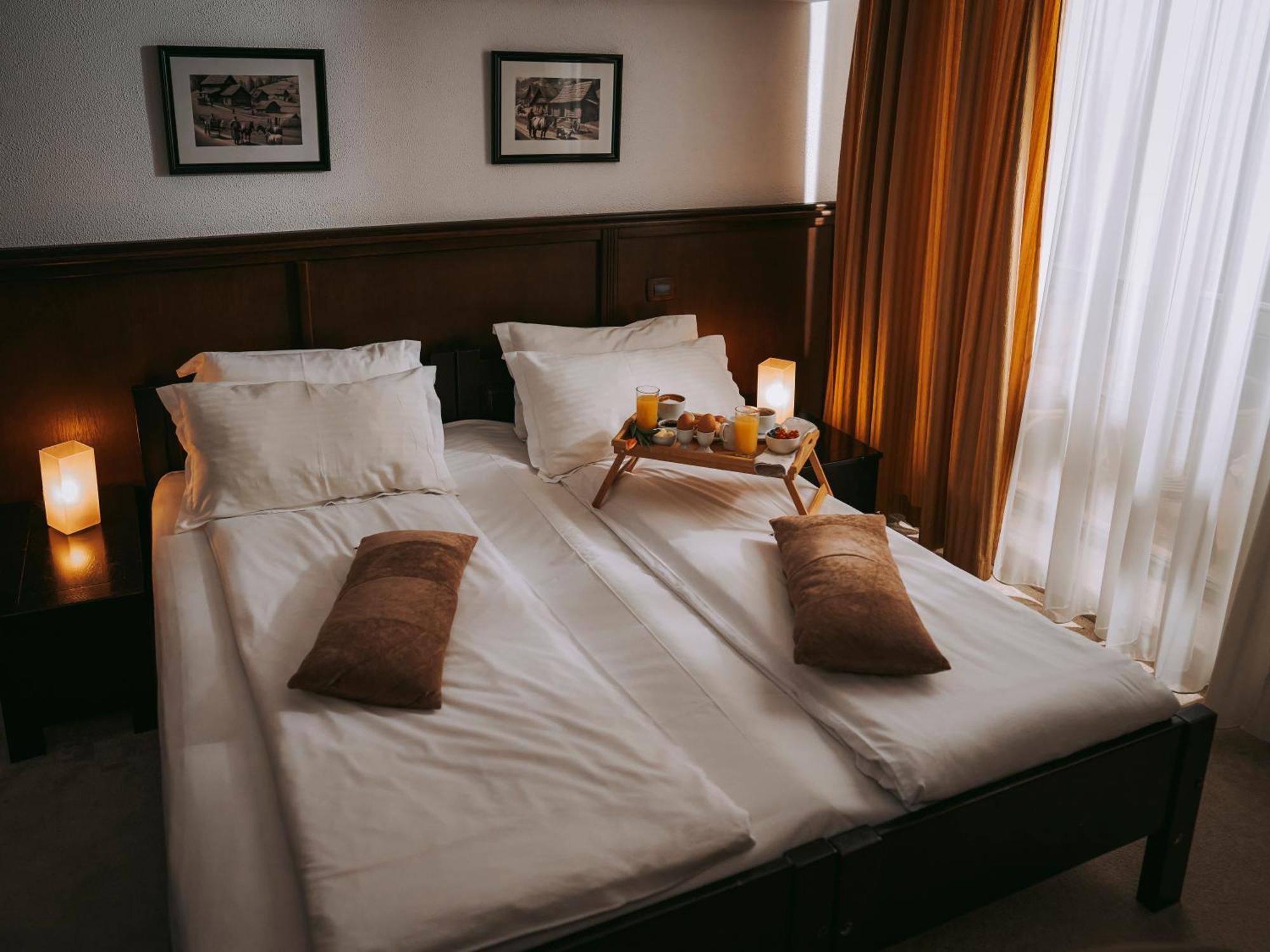 Hotel & Restaurant Sofia Suczawica Zewnętrze zdjęcie